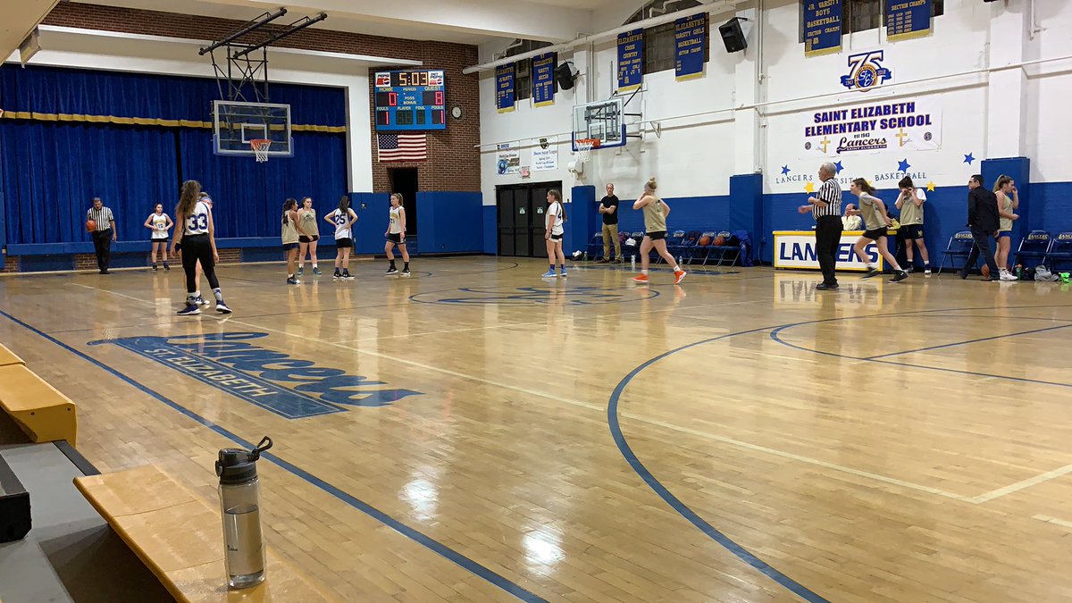 STBChargers's tweet photo. Refs threatening to throw Techs for wearing earrings. This crew’s not messing around. https://t.co/maSYgr05wz