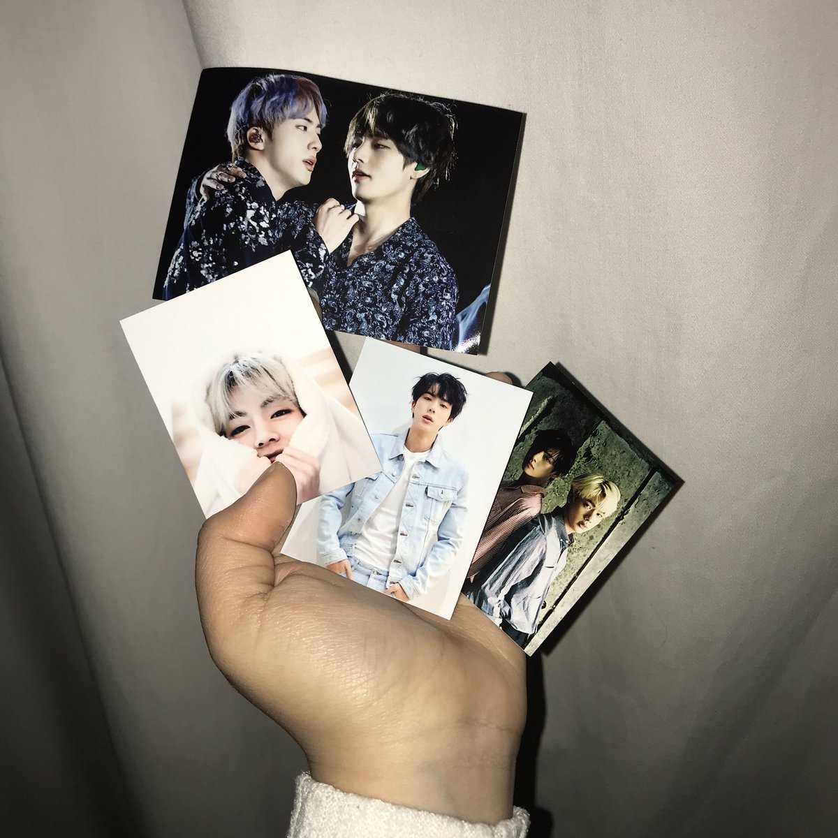 sugasmandarina's tweet photo. this morning at @aesi_bts taejin bday bash
it was soooo cute ๐ฅบ๐ฅบ
#winterkings https://t.co/TZsZx0xdwt