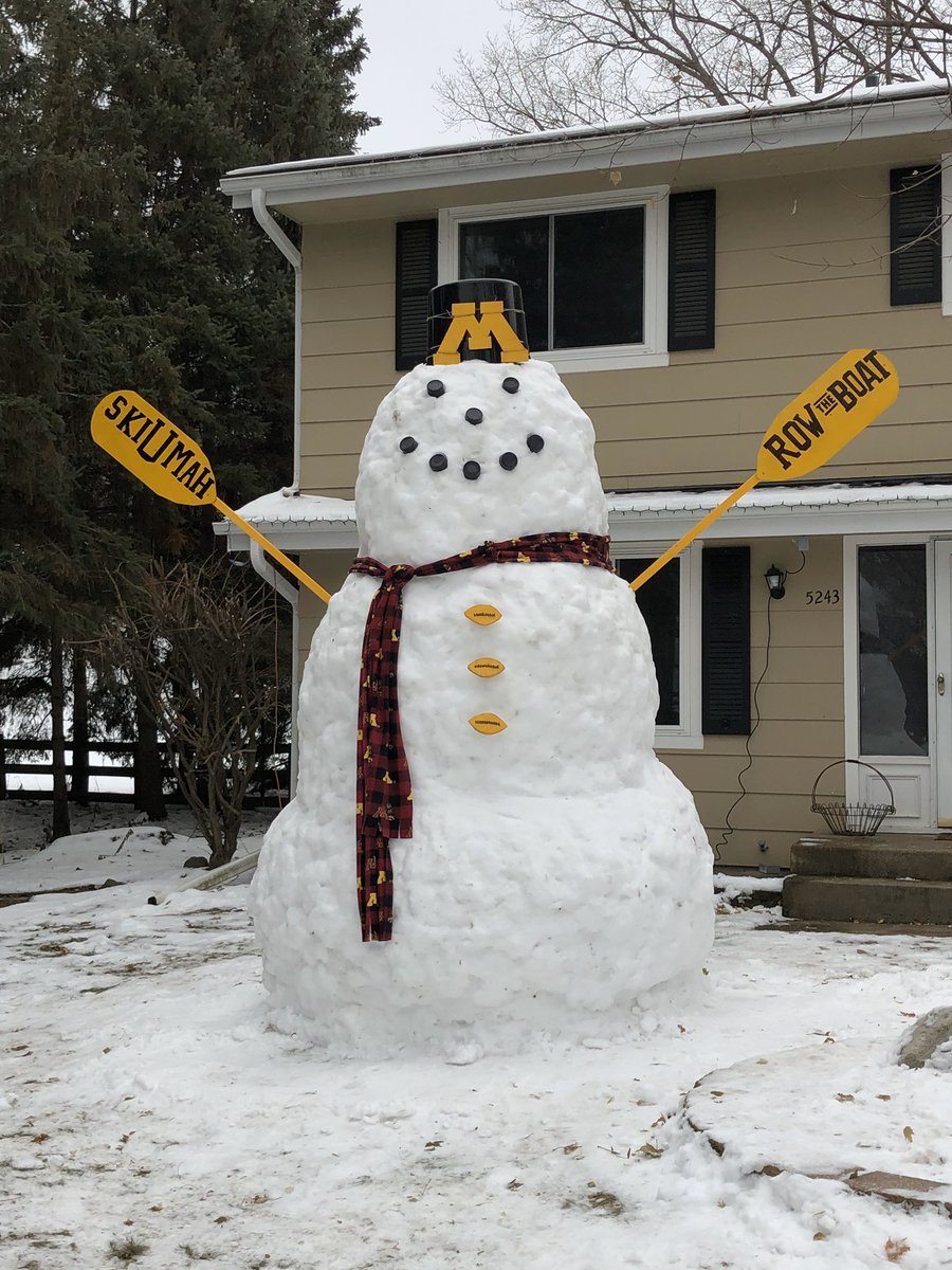 mark_narv's tweet photo. Row the Boat, Ski U Mah, Go Gophers!! @Coach_Fleck @GopherFootball @GopherSports https://t.co/PZKcs2fwCW