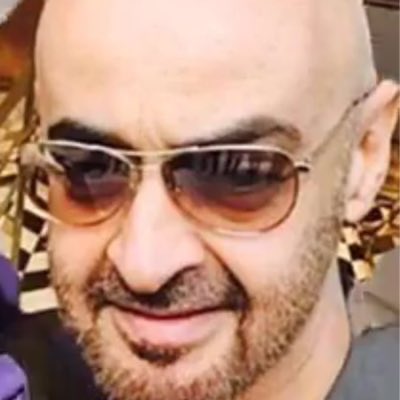 barcaqtr10's tweet photo. @abu_saoood اتعرف من العاق الي قتل اخوانه كلهم وقال عن ابوه مخرف وحكم البلاد وهو ولي عهد امارة ابوغبي وقتل كل من يفكر بس يقرب للحكم وترك اخوه الي هو رئيس الدوله تحت رحمة ابر إليك هذا ينقال عنه عاق https://t.co/ZzYpIFaBtw