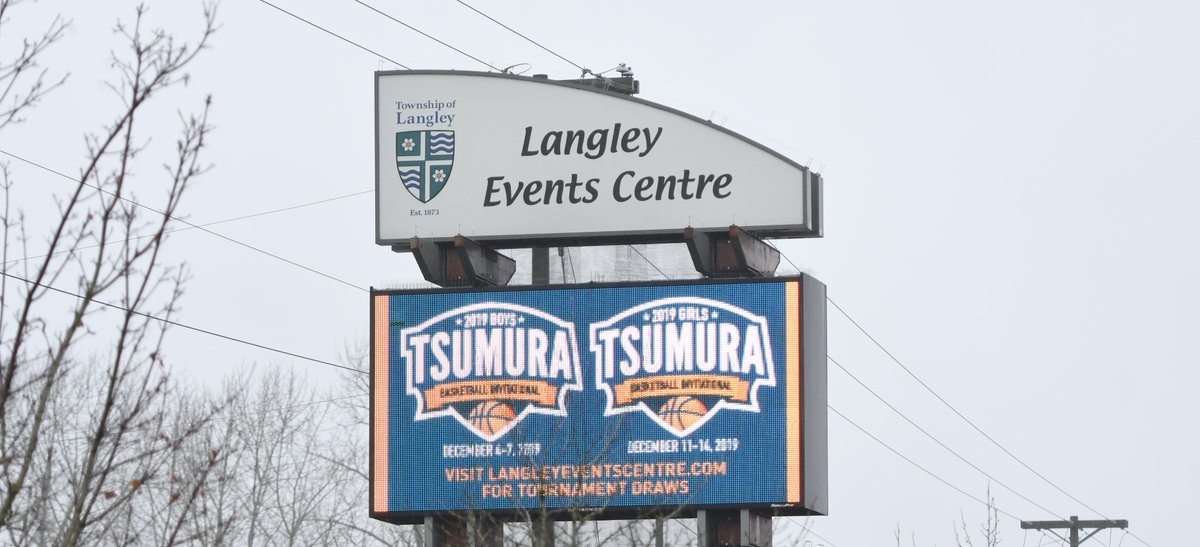 htsumura's tweet photo. This never gets old! It is the absolute pride of my life to have this annual tournament played in my name! Thank you to everyone @langleyevents, to all 20 teams and to my media friends! @bcboysbball @bcschoolsports @bchoopscoop @bcsportshub @optimist_sports @longbomb @garyahuja1 https://t.co/olQJzvXEIt