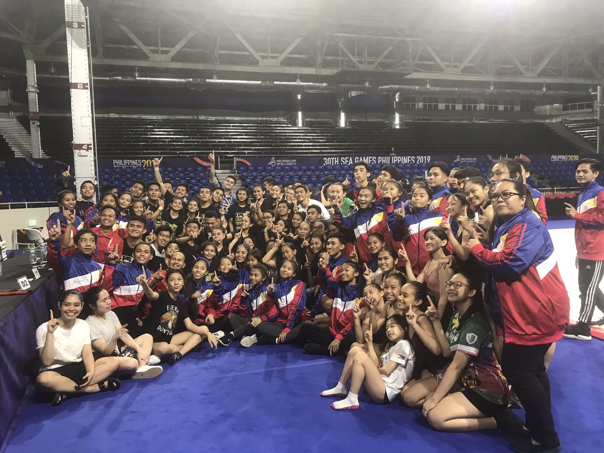 SEA Games Gymnastics Closing Performers! 💙💛🇵🇭🙏🏼😘. 

See you later at Rizal Memorial Stadium at 4 PM ☺️