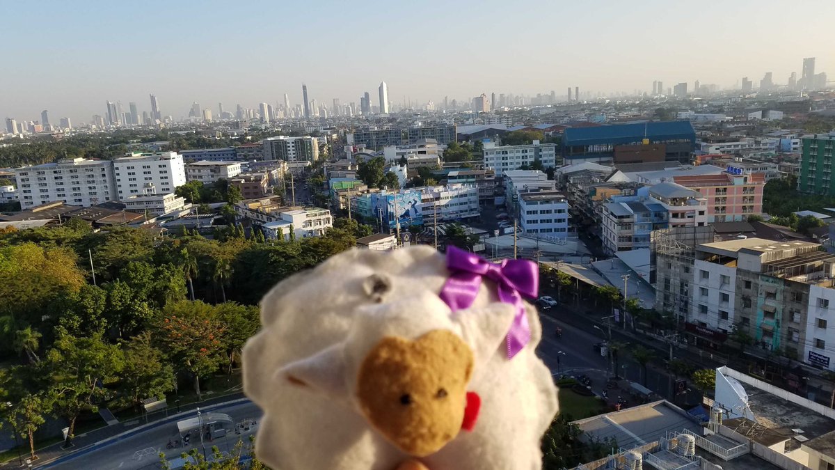 Greetings from Thailand! Happy to be here with Tukta and Roger. Join me for a talk on “Realizing Opportunities for Learning Analytics” #learninganalytics #tiilt