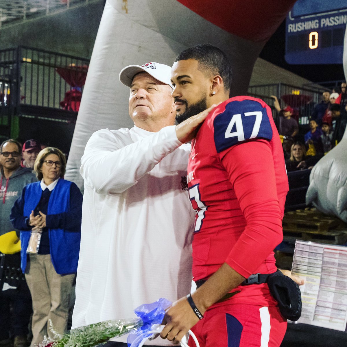 cusickblake's tweet image. Coach Tedford, thank you for everything! You took a chance on me, gave me a scholarship, and I am forever in your debt! The list goes on and on but most importantly I wish you good health and my prayers go out to you and your family ❤️ #bulldogforlife