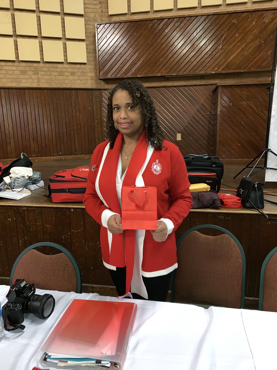 SLADST1913's tweet photo. The challenge isn’t over just yet! For all Sorors participating, keep up the great work! 💪 #SLADST 🔺 https://t.co/6dNuEZEG19