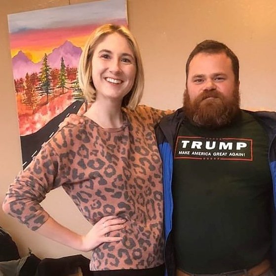 oliviaintheusa's tweet photo. I had an awesome time meeting for coffee with Matthew Perry with Arizona Young Republicans today! Can't wait to collaborate to ensure President Trump wins in 2020! 🙌🏼

#LeadRight #TeamTrump  #millenialsfortrump  #youngrepublicans https://t.co/qeN4dtILVf