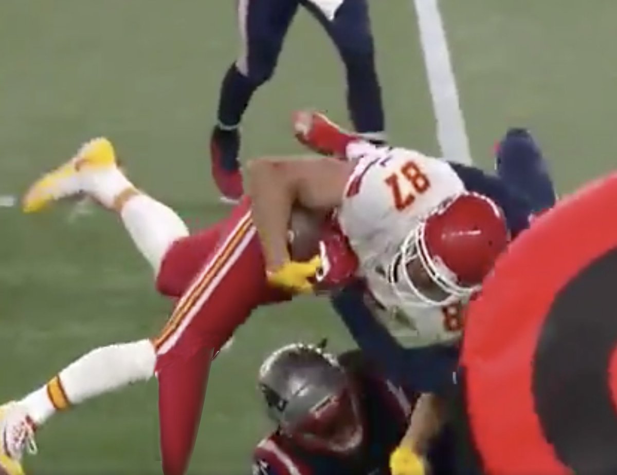 theStevenRuiz's tweet photo. Not sure what Pats fans are complaining about, I thought the refs made the right calls https://t.co/0wyuf7sUCL