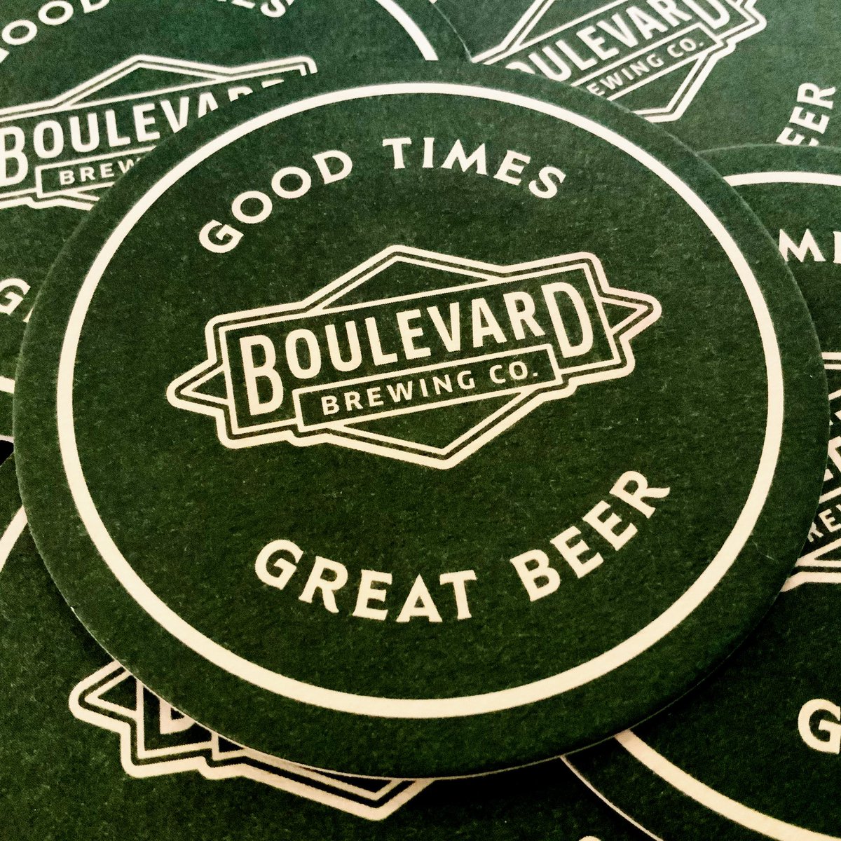 shopBIYB's tweet photo. BIZARRE. A BIG Thank You to Everyone who came out Today for The Fourth Annual @Boulevard_Beer Holiday Bizarre | Thank You to @BLVDtoursandrec and their amazing team | Hoppy Holidays + Cheers! 🍻

#HolidayBizarre #BoulevardBrewingCo #BeersAtBLVD #Beer #HereForTheBEER #Cheers #KC https://t.co/bUCdwpffyX