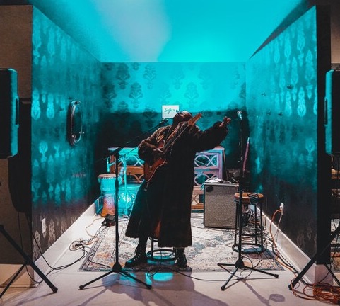 EscapeRoomLive's tweet image. Let's get this show on the road! Enter to WIN (3) tickets to our #SofarDC concert on 1/8 PLUS (3) tickets to #EscapeRoomLive for you and 2 friends on our #Instagram page RIGHT NOW. Remember, you MUST be following us on Instagram to win!