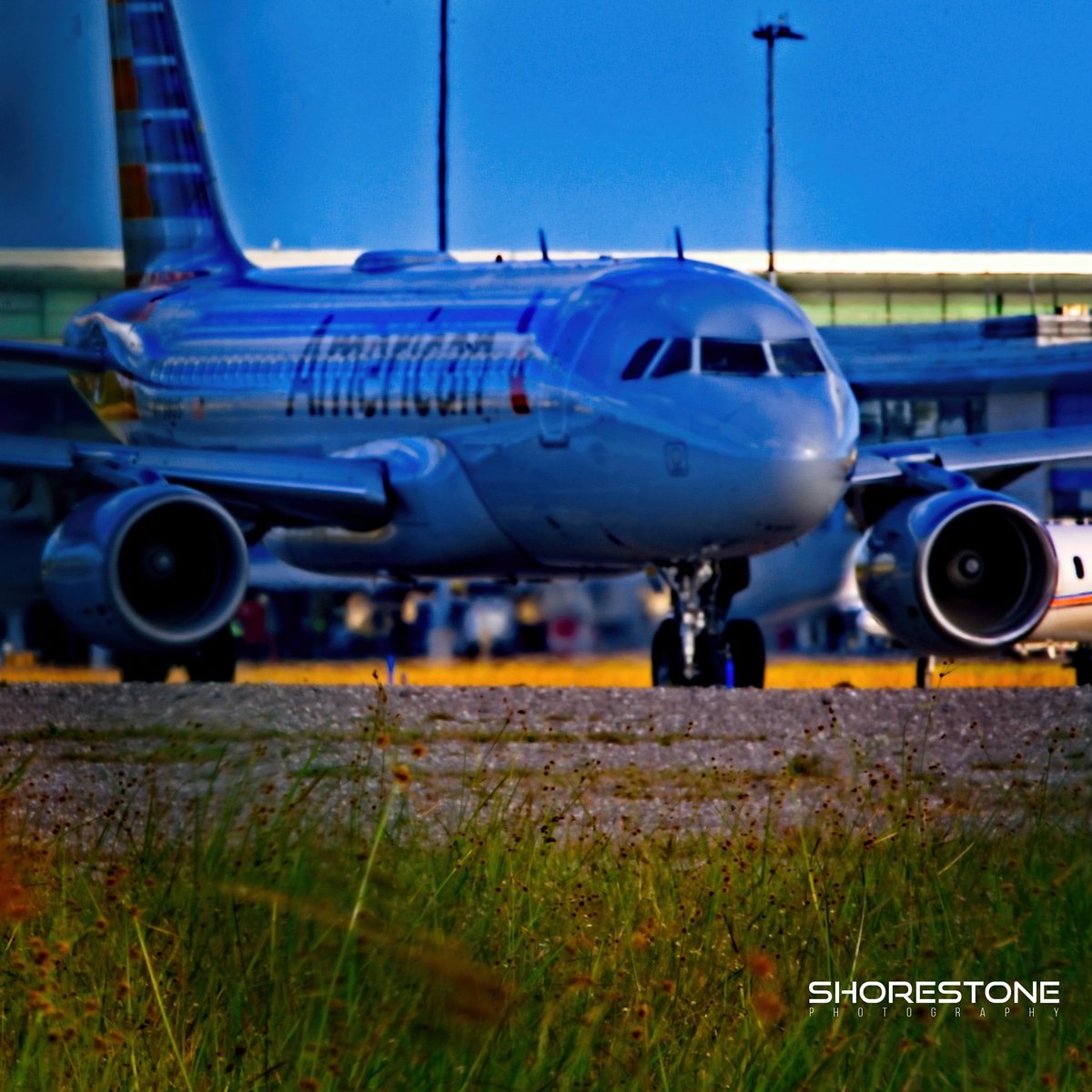 ShoreStonePhoto's tweet photo. When you have two more weeks to go for your home leave. All you can do is wait, count days and pictures of planes. @AmericanAir @NikonUSA @NikonAsia #nikonz7 #airplanephotography #aeroplanephotography #aircraftphotography https://t.co/t31LIz82TD