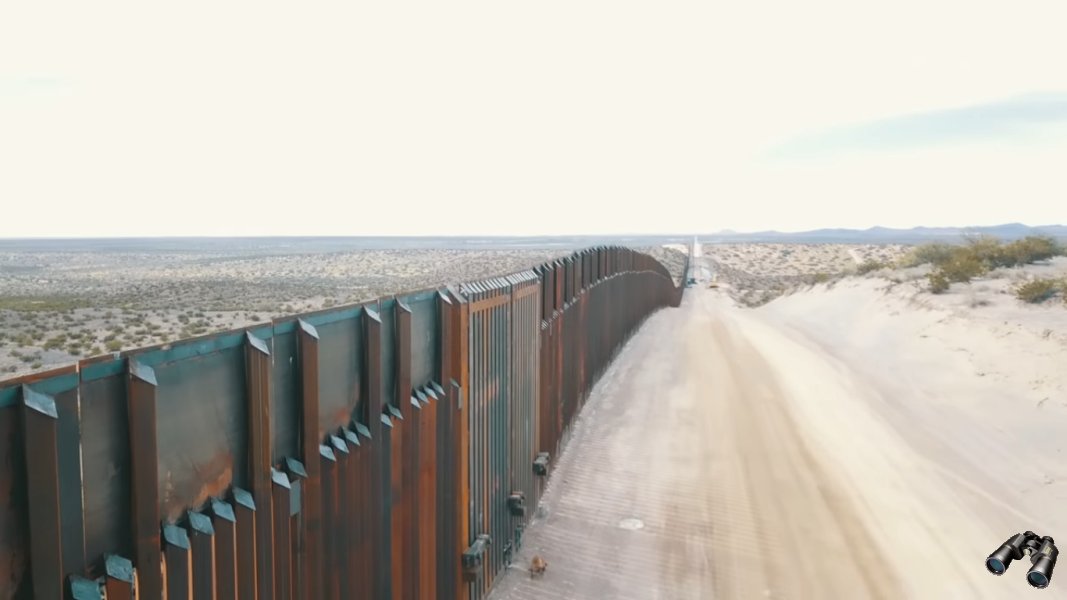 borderObserver's tweet photo. YouTuber #AboveTheLanes 2018-2019

Following the border west of #SantaTeresa, NM new 18ft bollards replace #NormandyStyle vehicle fencing &amp; a gate

Nov-23-2018

BLOG &amp; VIDEO https://t.co/83mHjYyaIU

#BuildTheWall #FinishTheWall
#QuikTake qt-twall-1026 by #borderObserver https://t.co/2gM01xxRqp