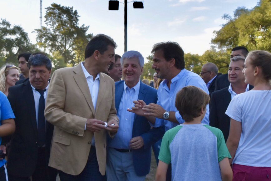 SebasGalmarini's tweet photo. Hoy terminó su mandato un gran Intendente y amigo, @AndreottiLuis, y acompañamos con mucha emoción a @andreottijuan, que asumió el desafío de seguir transformando a San Fernando. 
¡Lo mejor para los dos en esta nueva etapa! #MayoríaArgentina ❤️🇦🇷 https://t.co/LxKjJ7oNtQ