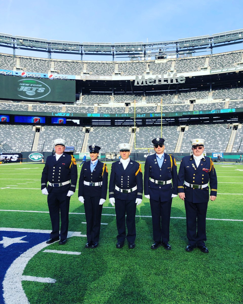 RT <a href="/PFANJ_IAFF/">New Jersey Firefighters</a>: Jersey City IAFF 1064/1066 <a href="/JCFireOfficers/">JC Fire Officers</a> <a href="/IAFF1066/">Jersey City Fire</a> members from the Jersey City Fire Department Honor Guard get ready to present the colors before today’s <a href="/NFL/">NFL</a> game between the <a href="/nyjets/">New York Jets</a> and <a href="/MiamiDolphins/">Miami Dolphins</a>. @IAFFNewsDesk