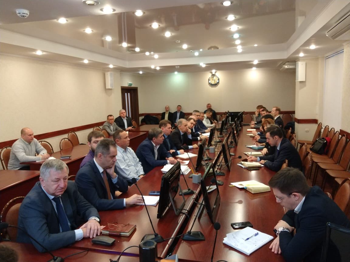 #Иваново Из-за аварии в минувшие выходные без отопления оставалась 46 многоквартирных домов, а также школа и два дошкольных учреждения. Теплоснабжение было восстановлено 9 декабря в 3:10, и настоящее время энергетики вышли на расчётные показатели ivgoradm.ru/news?nid=43487