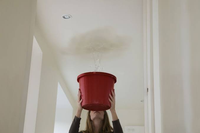 DesignWater1's tweet photo. If water leaks into your roof, you will find water leaking through the ceiling onto the floor or a visible hole where water can come through. Water leaks are likely to keep returning and if not fixed, will cause much more damage in the future. https://t.co/wbZTlQaTUl
