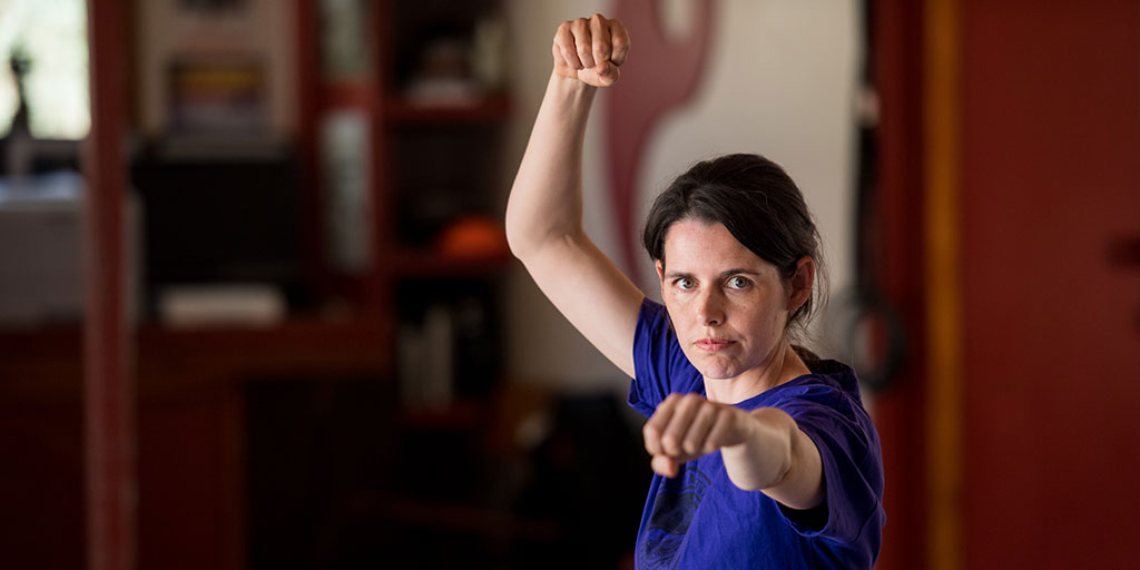 unisqaus's tweet photo. Research that packs a punch 👊

#USQ student Sherrilyn Walters is looking into the science behind martial arts. 

Read more: https://t.co/Cb5kIuGnsa https://t.co/ceoGjWJSxg
