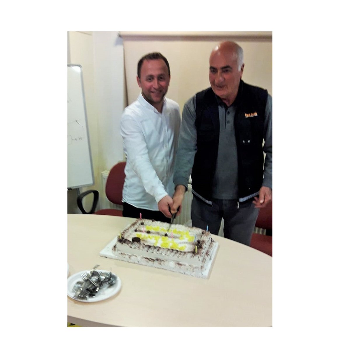 Pegi Teknik 21. Yaş Kutlaması, Bilecik’te Kontrol Müdürlüğü Personelimiz ve Beygaz’lı dostlarımız ile birlikte gerçekleşmiştir. #pegiteknik #dogalgaz #NaturalGas