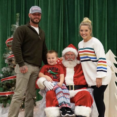 dkenyon16's tweet photo. #NewProfilePic https://t.co/E18i1jjwle