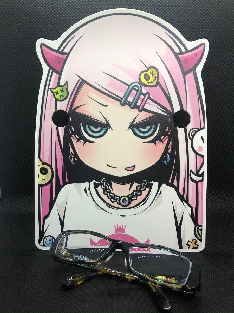 「メガネスタンドを作ってみました 」|Project.C.K.のイラスト