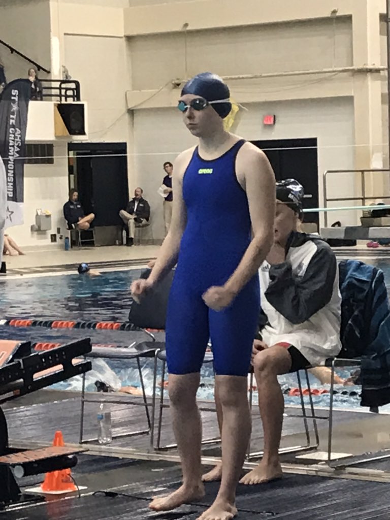 CindyBeal5's tweet photo. Lee’s Freshman Kathryn McEniry placed 13th in the State in the 500m Freestyle and 18th in the State in the 200m Freestyle in Auburn this weekend!!!                  Way to go Katie!!             Great Job!!                            It’s Great to Lee General!!!! https://t.co/pMs5GDlOdQ