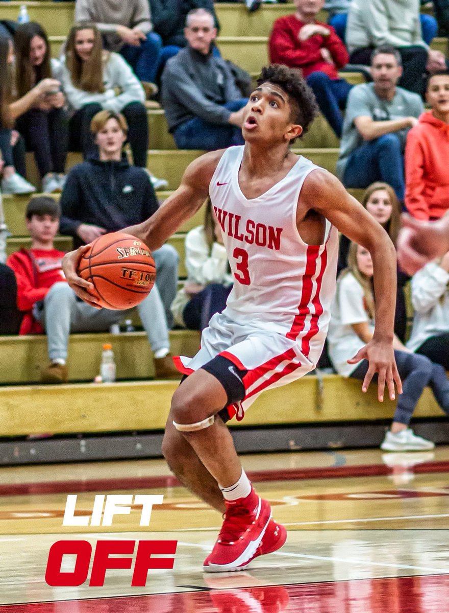 #2Grandson @StevieM259 season opener with the Bulldogs💪🏾35 Points and the W💪🏾
@WilsonBoysHoops @PhillyPrideAAU @holdyourown_11 @Wilson_Bulldogs 
#berksgameday