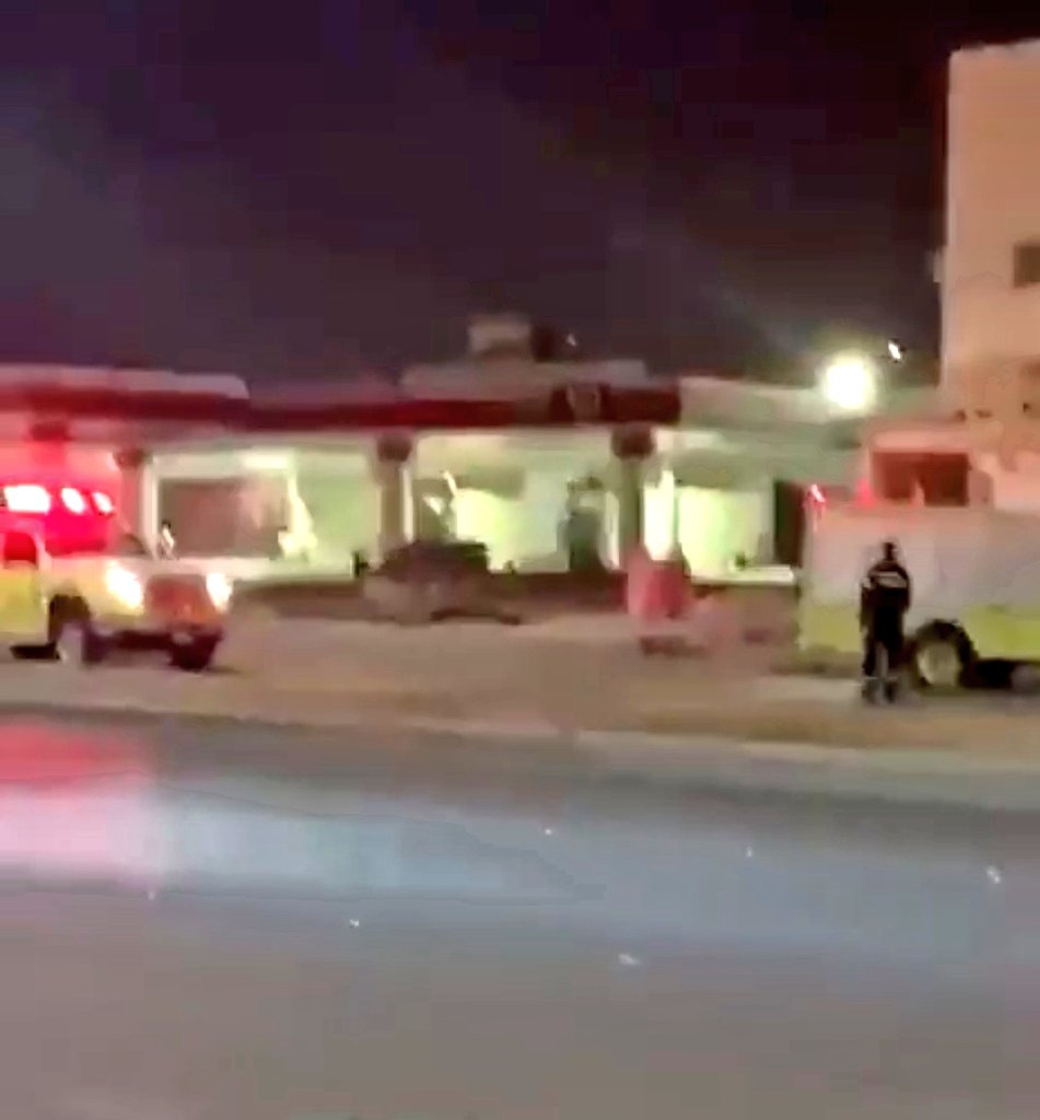 Uzivatel كل شي عن الرياض Na Twitteru انفجار خزان محطة بنزين في حي السويدي في الرياض يثير رعب سكان الحي بعد منتصف الليل قرب طريق حمزة بن عبد المطلب والدفاع المدني يقوم