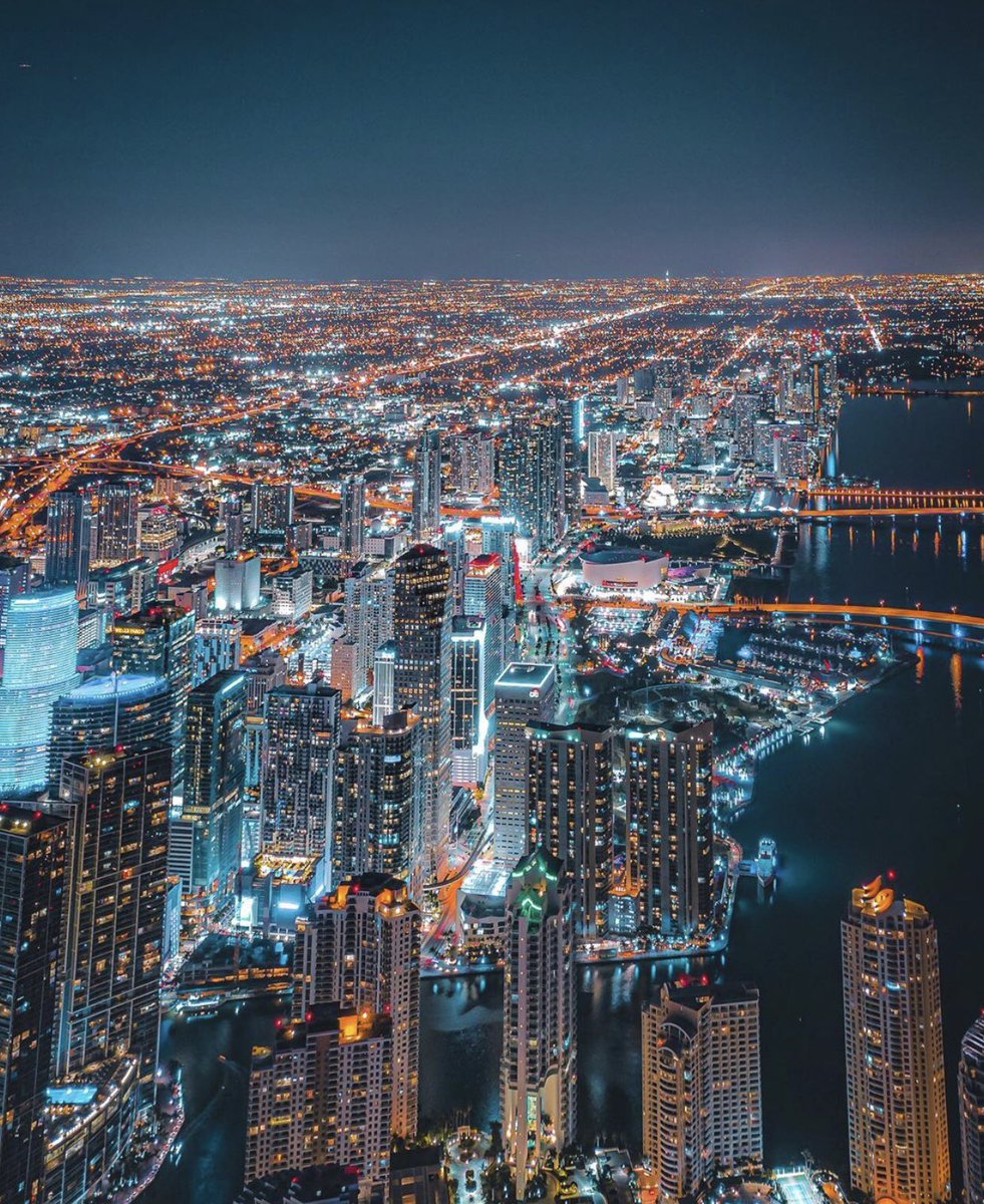 Just pure magic. ✨ 

📸: Gilbert Gonzalez via Instagram