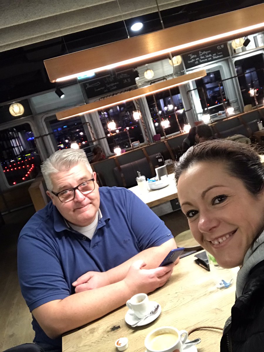 Earlybirds flying to Lisboa! #emealeadershipsummit2019 #work4dell #dell