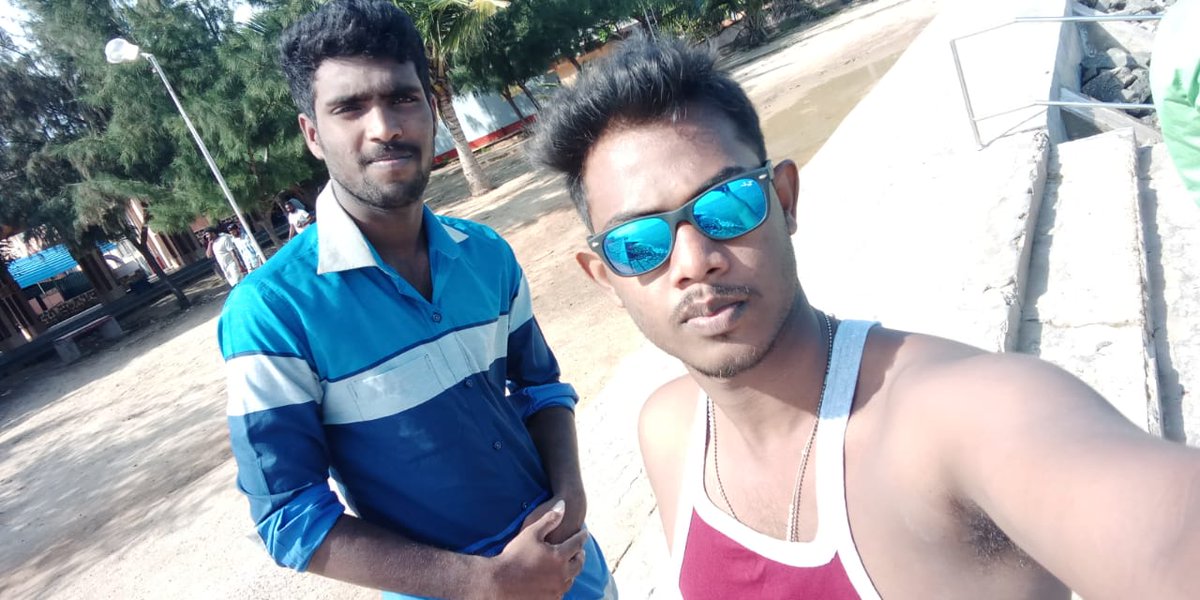 ALinthujan's tweet photo. @SutharshanMarin 
@JEROMERAKUL2 
@RJulijan 
👊👉👆 https://t.co/MQDXYdK8kF