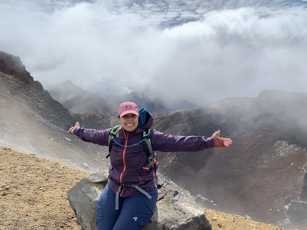 linnet_ramos's tweet photo. I did a thing today!!! I completed the 19.4km Tongariro Alpine Crossing in 6 hrs and 25 min. #goalachieved #itwasbeautiful #feltlikecompletingaphd 😂 https://t.co/BUVWImfnFR