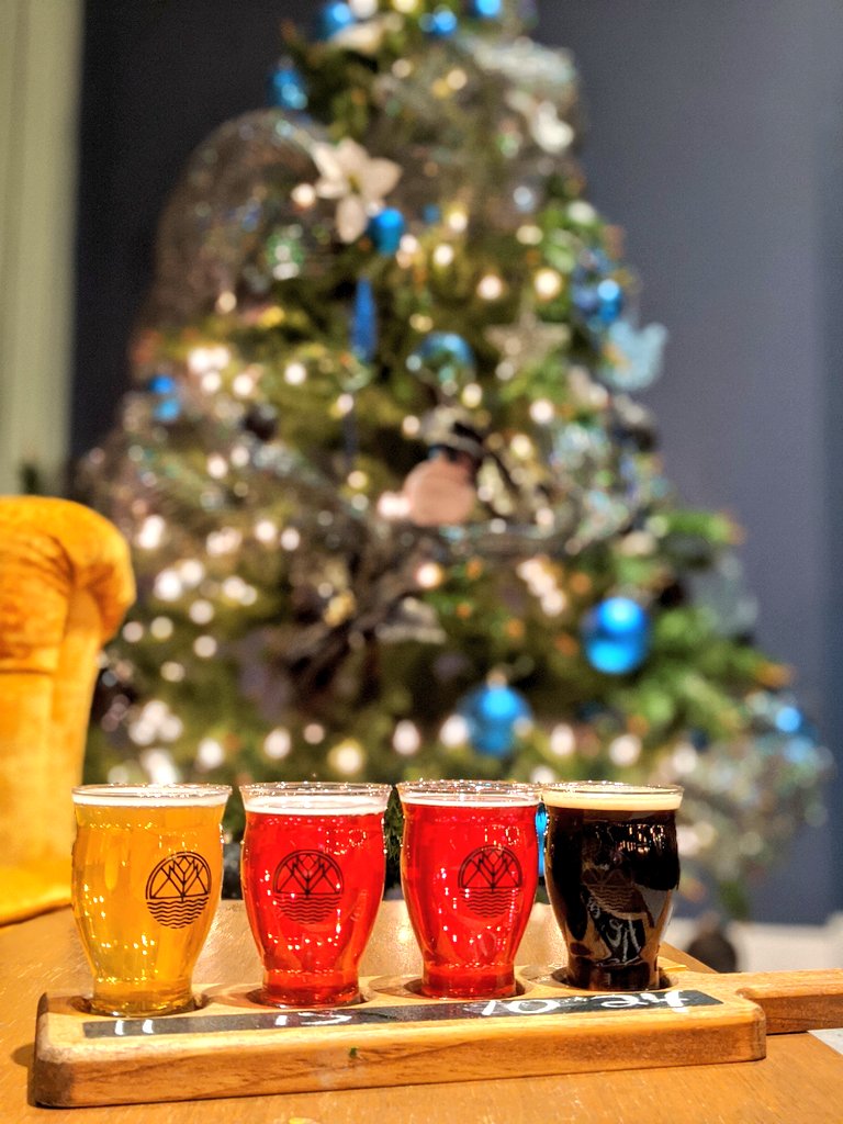 YashYanthi's tweet photo. Time for some brews at #lesinsulaires after that successful fly session in @LavalTourisme. Fab brews (loved the Saison) and some great eats #ExperienceLaval
#MurphysDoLaval #Giftedexperience #QuebecOriginal #MurphysDoQuebec https://t.co/QGOUUpouAS