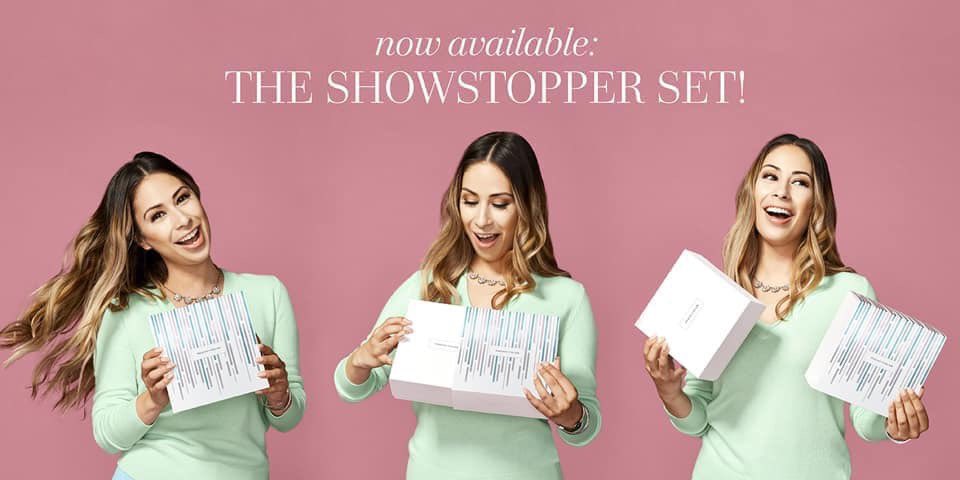 Rodan_Fields_rd's tweet photo. 𝗢𝘂𝗿 𝗡𝗲𝘄 𝗦𝗵𝗼𝘄𝘀𝘁𝗼𝗽𝗽𝗲𝗿 𝗛𝗼𝗹𝗶𝗱𝗮𝘆 𝗚𝗶𝗳𝘁 𝘀𝗲𝘁 𝗷𝘂𝘀𝘁 𝗿𝗲𝗹𝗲𝗮𝘀𝗲𝗱...𝘄𝗵𝗶𝗹𝗲 𝘀𝘂𝗽𝗽𝗹𝗶𝗲𝘀 𝗹𝗮𝘀𝘁!!! ❤️❤️ TWO of my favorite products in ONE beautiful set! 𝗔𝗰𝘁𝗶𝘃𝗲 𝗛𝘆𝗱𝗿𝗮𝘁𝗶𝗼𝗻 𝗦𝗲𝗿𝘂𝗺 💦+ 𝗟𝗮𝘀𝗵 𝗕𝗼𝗼𝘀𝘁 👁 at a 30% discount! https://t.co/P03BniYWof