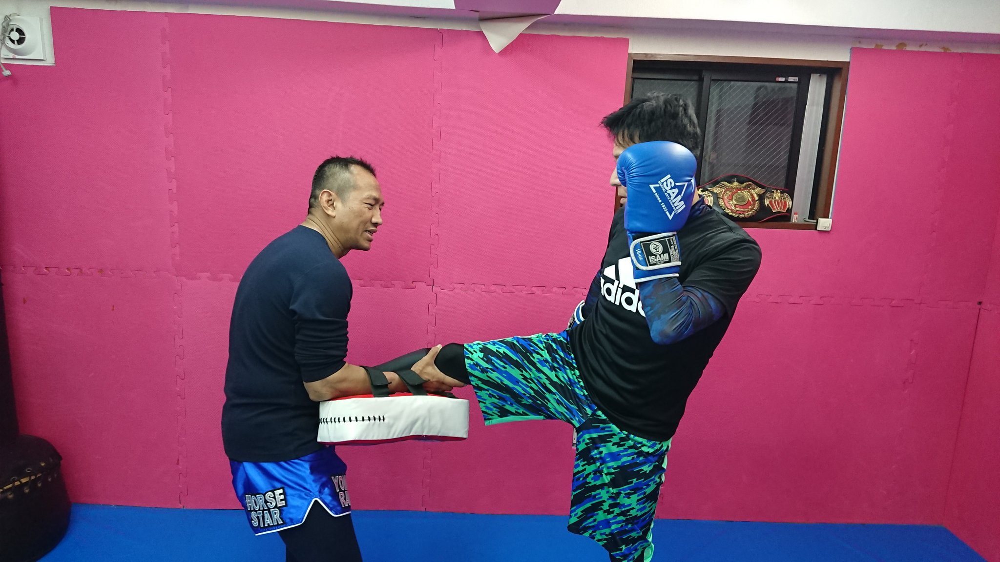 ムエタイ伝説の9冠王チャモアペット