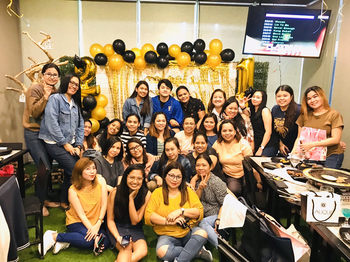 KierViOfficial's tweet photo. KV fams with @hashtag_CK on celebration of his birthday. 

#LabingSIYAMazingKierVi https://t.co/2dsDxdeVay
