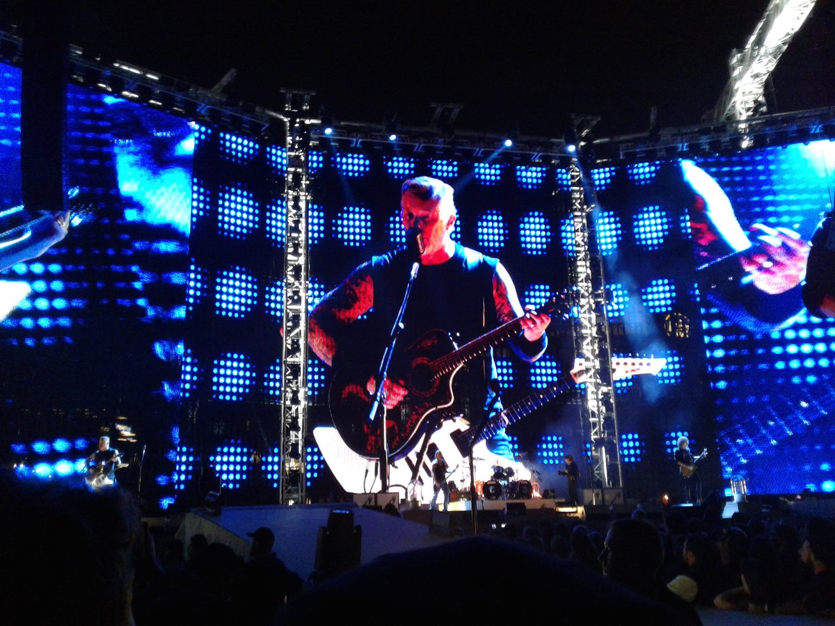 metalguy2010's tweet photo. #INeverWillForget the First time I saw Metallica! #MetinEdmonton #Metallica https://t.co/bDuebxix3T