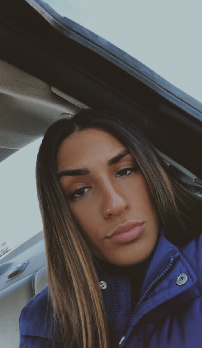 Ashley_Trayner's tweet photo. “should I post this” 

“yeah but you look like one of those tombstone mfs” https://t.co/KoYiCrgqwS