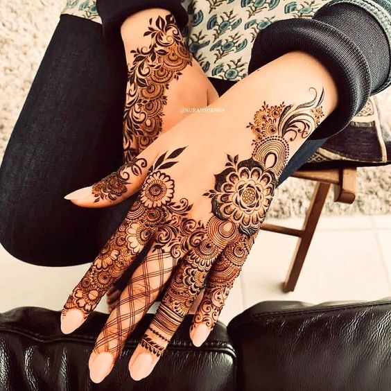 rajumehendi's tweet photo. This Graceful and Easy Mehndi Design is perfect for Traditions and Modernity. 

#SimpleMehndiDesign #EasyMehndiDesign #EasyMehndiDesigns #Mehndi #MehndiDesigns #UniqueMehndiDesigns #StylishMehndiDesign #SimpleMehndi #BridalMehndi #LegMehndi #FullHandMehndi #ArabicMehndi #Mehandi https://t.co/7ovkMW11JH