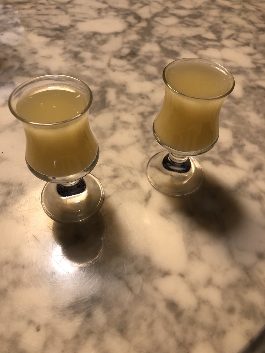 KaffeeNastasi's tweet photo. Wir starten mit einem power Shot #ingver in den Tag - natürlich selbst gemacht. https://t.co/RYa7vH7sCr