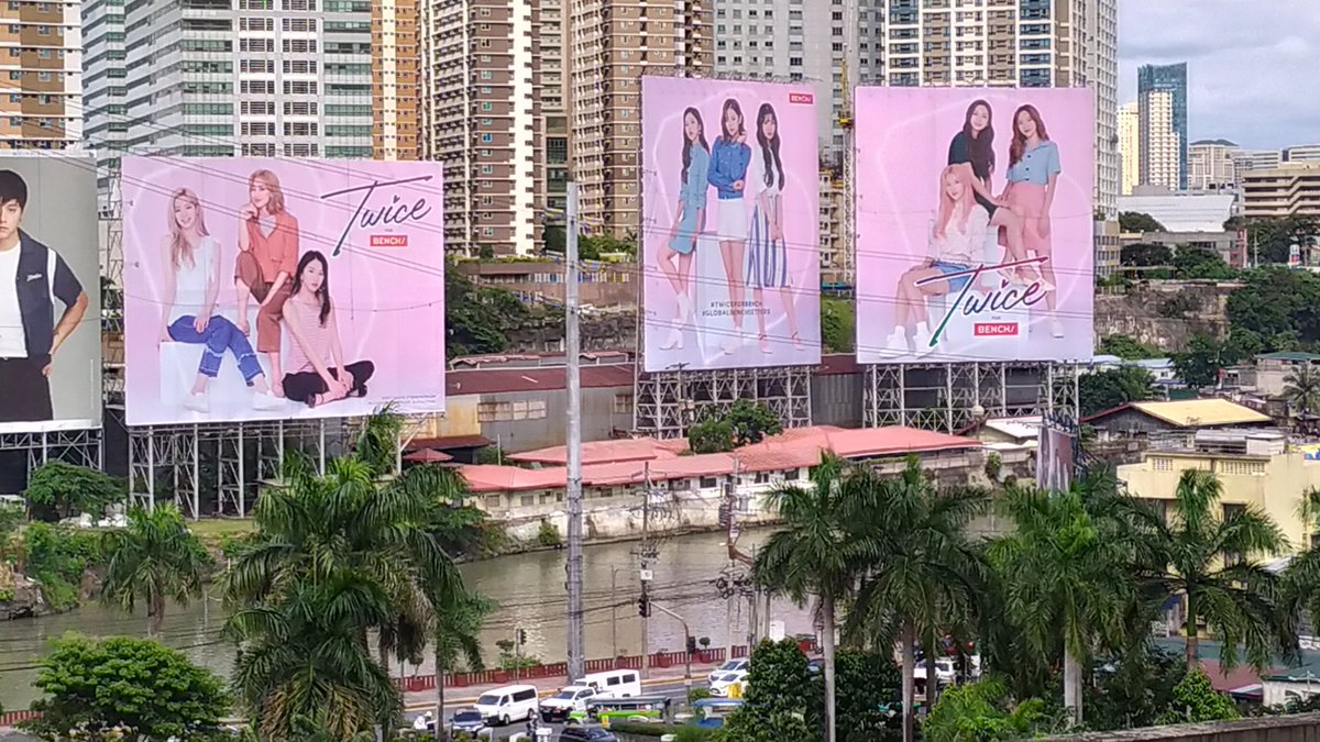 panginoongJihyo's tweet photo. Their complete 🥰🥰🥰
#TWICE #TwiceForBENCH #TWICExBENCH https://t.co/wQsFBVxNPa