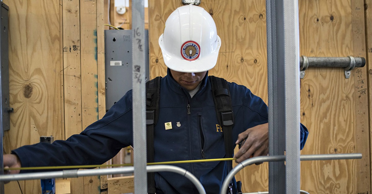 MarkOneElecCo's tweet image. A college degree is not the only way to earn a good living! @IBEWLocal124 partners with JATC to offer on-the-job training with generous pay &amp;amp; benefits, including insurance coverage for the whole family. bit.ly/2P2efBT #TraininTrades #WorkinTrades