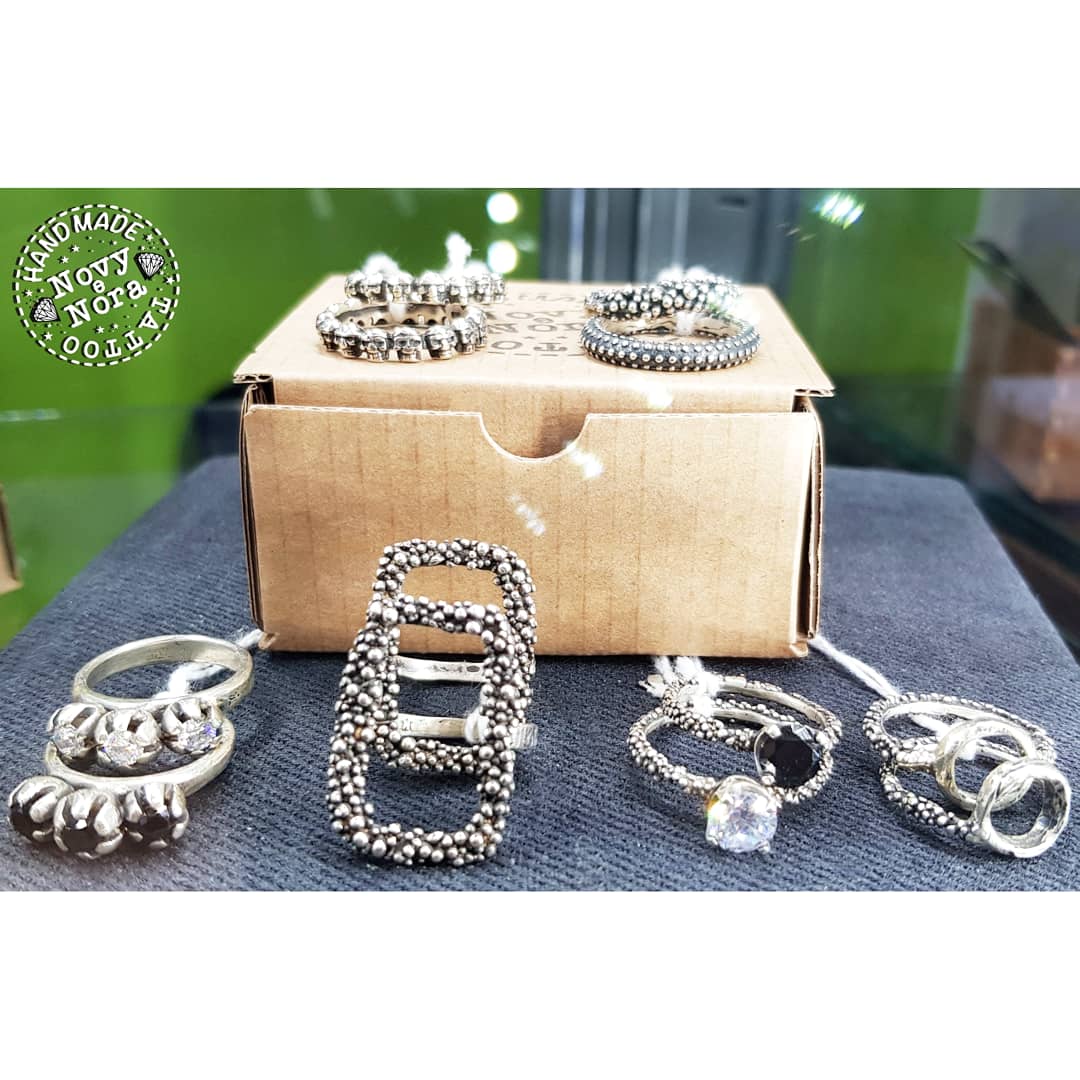 Handmade Jewelry 🎁💍
#rings #carpi #jewelry #handmadetattoostudio #trampos #argento #silver925 #jewelrygram #instajewels #artigianato #silver #giftvoucher #buonoregalo #🎀