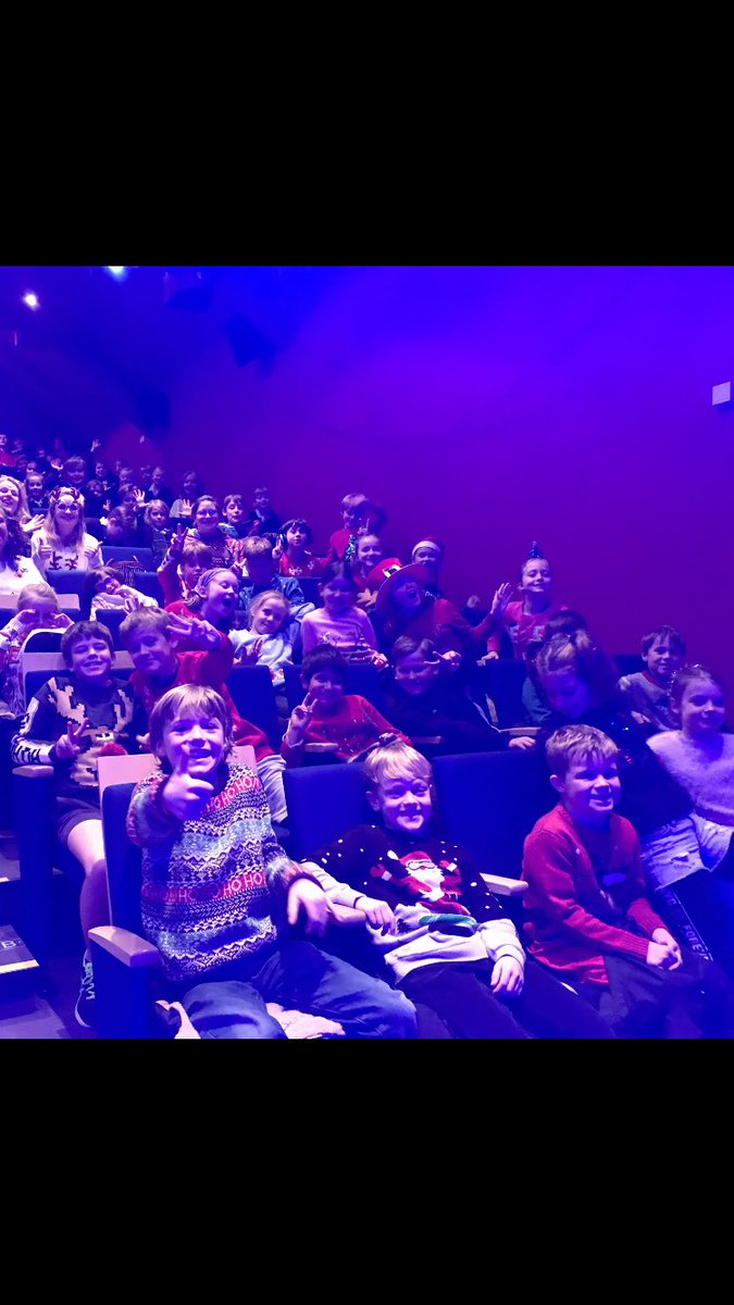 SarahHollyJJJ's tweet image. Reception- Year 4 @Greshams_School @SheringhamLT #pantotime #Dickwhittington