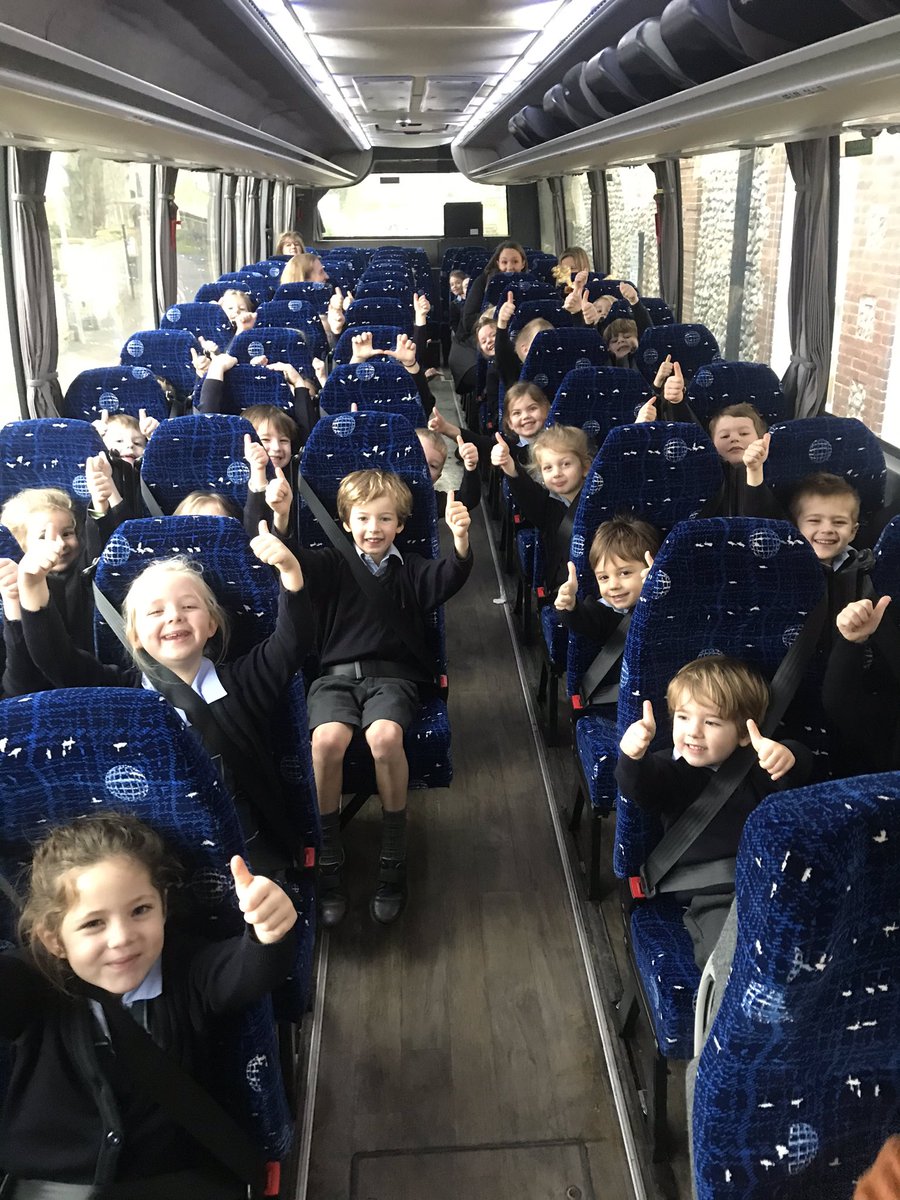 SarahHollyJJJ's tweet image. Reception- Year 4 @Greshams_School @SheringhamLT #pantotime #Dickwhittington