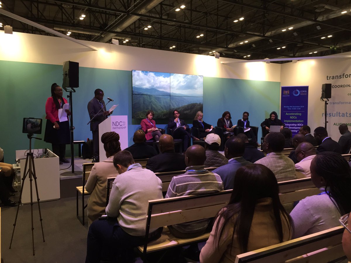 MartinKipping1's tweet image. @BMZ_Bund supporting #NDCAction in #Kenya. Parliamentary State Secretary Dr. Maria Flachsbarth participating #TimeForAction #TiempoDeActuar #COP25 @ndcpartnership