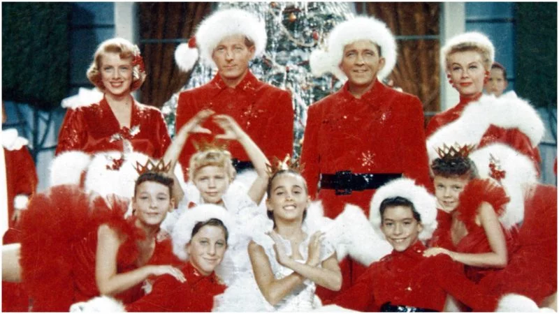 If you haven't seen White Christmas, it's a 1954 American musical rom-com directed by Michael Curtiz, starring legends Bing Crosby, Danny Kaye and Rosemary Clooney.

Join us for the Christmas classic on 18th December:
whereisthenomad.com/white-christma…

#popupcinema #christmascinema