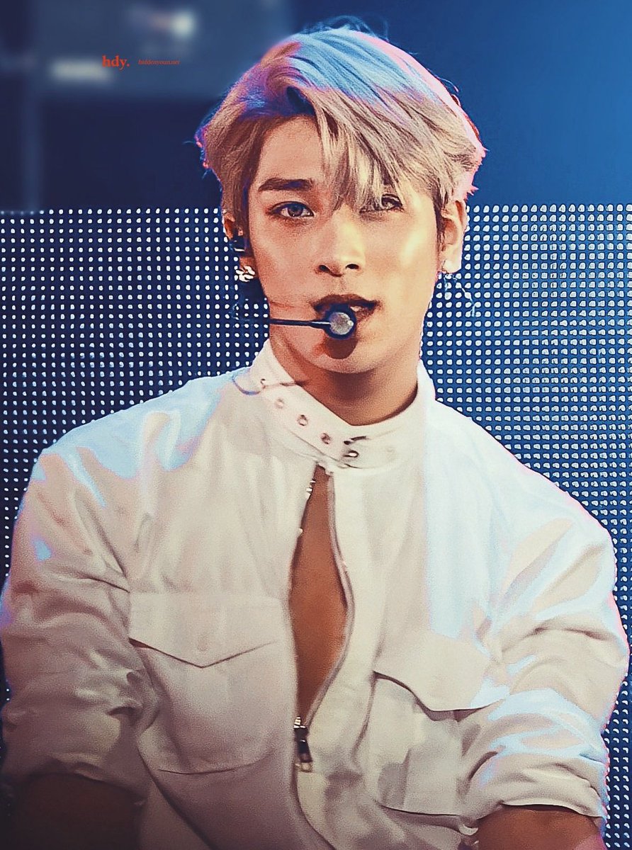 y0untits's tweet image. ㅡ Gyulyoun Au 🔞 ㅡ

Langit malam Seoul terlihat sangat indah, kotanya ramai, namun sayang, youn begitu kesepian.

Hangyul sibuk menemani para maknae-line nonton Frozen beberapa hari ini.

tapi,
malam ini gyul berjanji,
sampai matahari terbit esok hari,
ia milik youn seutuhnya.