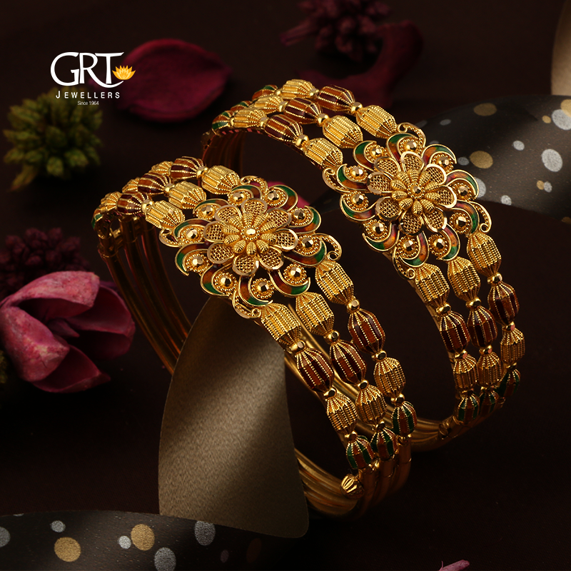 Buy Charming Floral With Leaf Pattern Gold Bracelet |GRT Jewellers