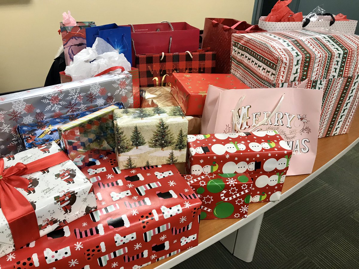 Granville&amp;12 Branch Christmas Dinner🤗🎁✨#9520#amazing <a href="/HamSeunghyun/">SeungHyun Ham</a> <a href="/WesHo_TD/">Wesley Ho</a> <a href="/AmynJessa_TD/">Amyn Jessa</a>