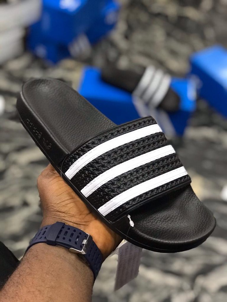Detty December ready??? You need comfy slides this season for all your concerts on the beach!!! You'll look good in them.Price: 15k each Size: 39-45Pls send a Dm to order In case you see this, please rt #cardibinGhana  #mondaymotivation  #ghana