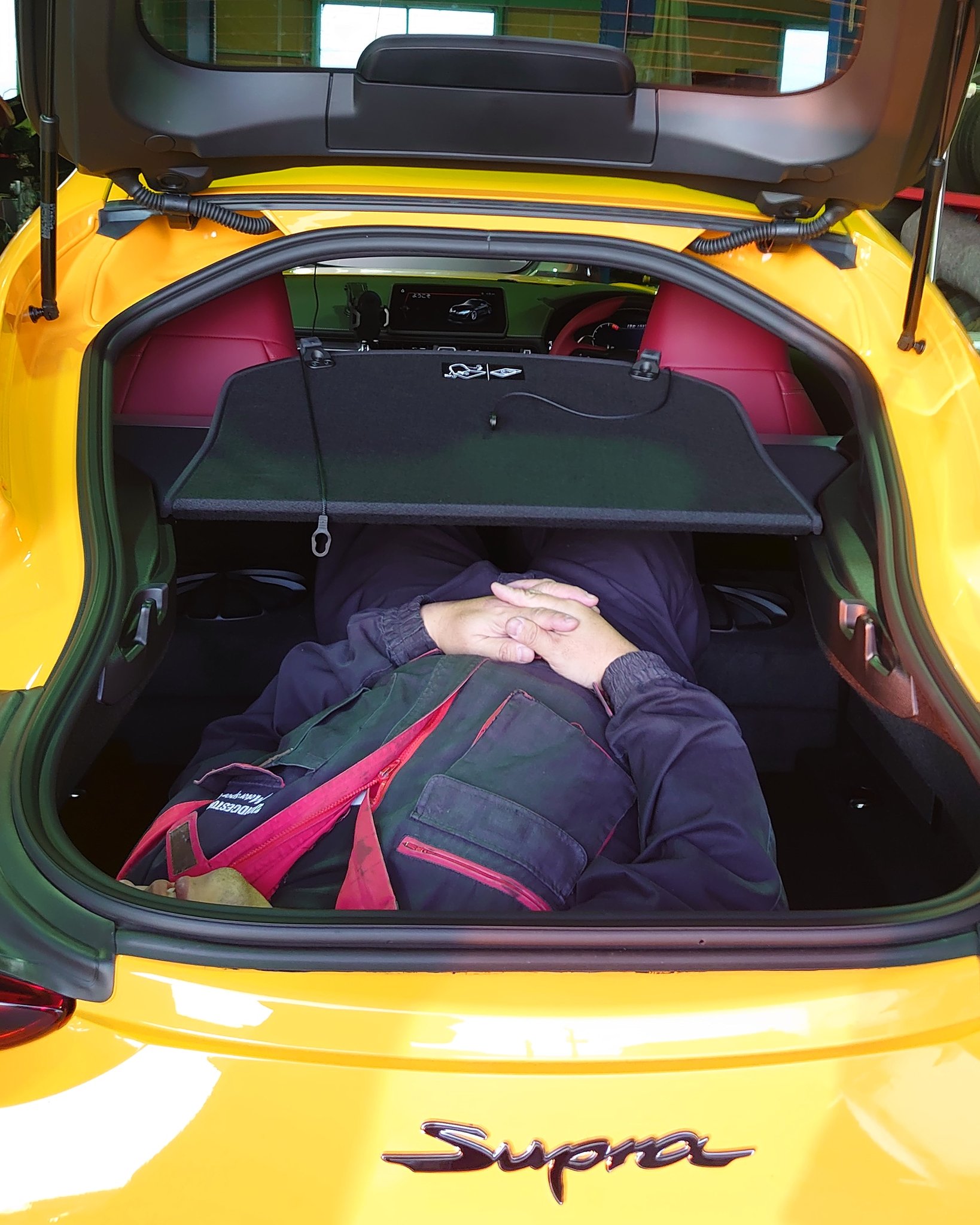 Twitter 上的 よんさま 朗報 スープラ 車中泊可能 Grスープラ 車中泊 T Co Vuthxksbzi Twitter